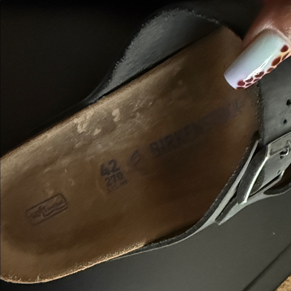 Birkenstock Black Leather Sandals - Picture 5 of 5